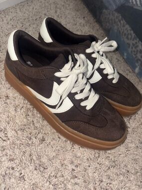 Women’s Brown Suede Sneakers with White Accent and Gum Sole